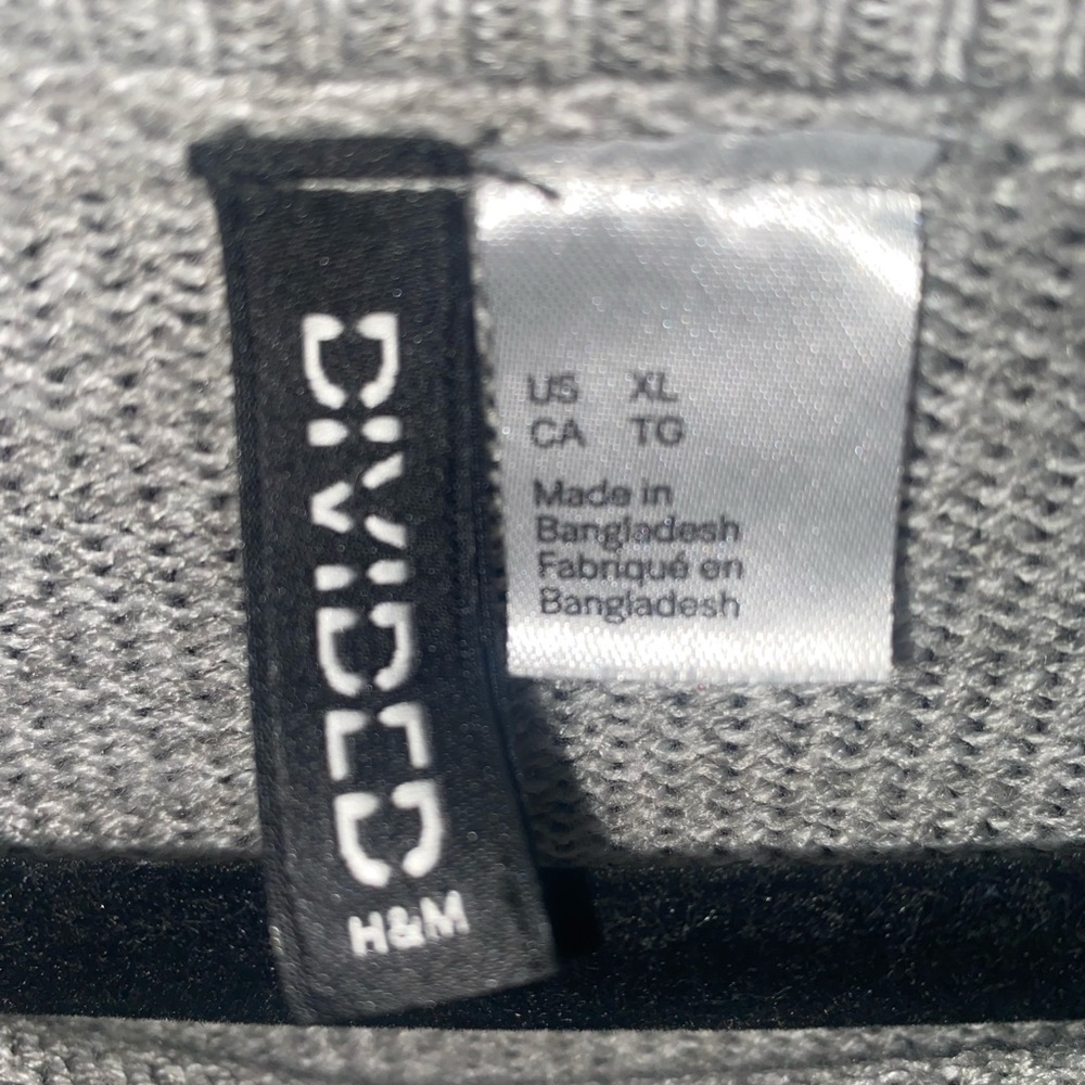 H&M DIVIDED Crop Sweater Women's Size Medium Gray